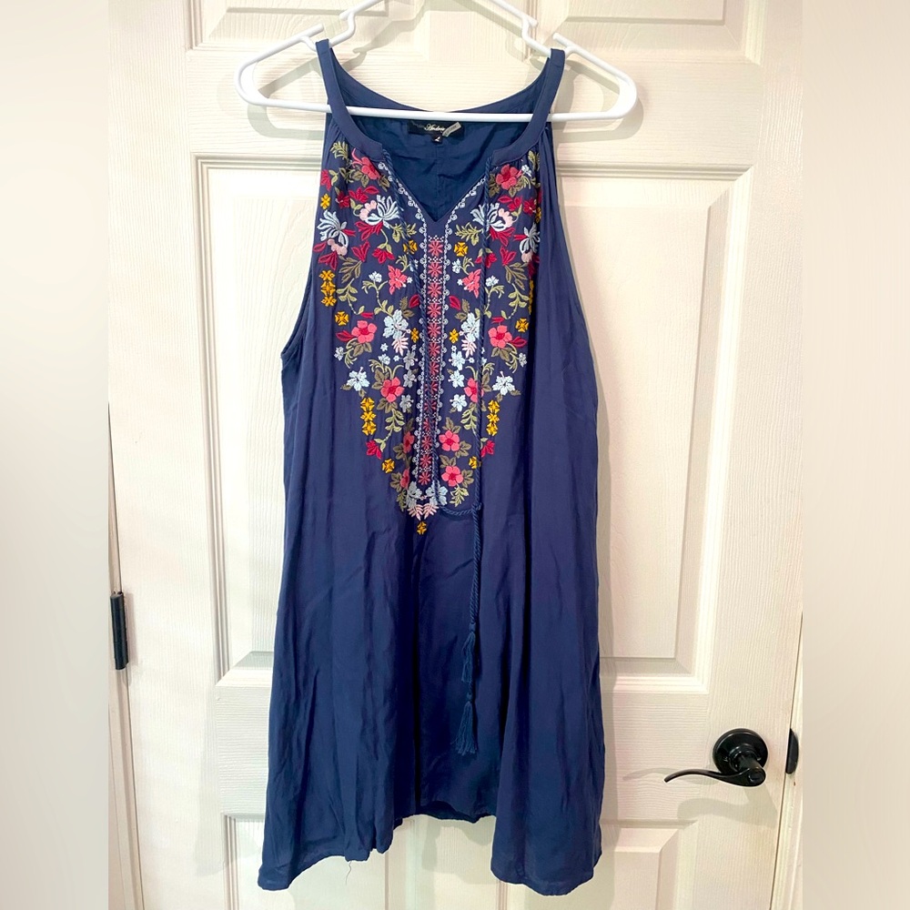 Andree by Unit Size L Blue Sleeveless Floral Embroidered above knee Sun Dress